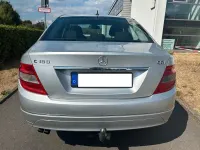 Gebraucht Mercedes C180 156 PS (114 kW) 2010 Silber Limousine