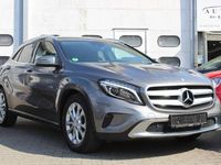Gebraucht Mercedes GLA220 170 PS (125 kW) 2015 Mountaingrau  met. SUV