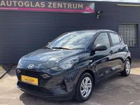 Neu Hyundai i10 Comfort 63 PS (46 kW) 2025 Grau Kleinwagen