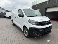 Gebraucht Opel Vivaro-e Combi Basis 144 PS (105 kW) 2025 Weiß Van / Kleinbus