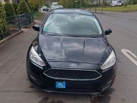 Usata Ford Focus 125 CV (91 kW) 2015 Nero Berlina