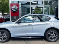 Gebraucht Alfa Romeo Stelvio Sprint 209 PS (153 kW) 2024 Gelb SUV