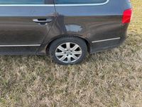 Gebraucht VW Passat Highline 140 PS (102 kW) 2010 Braun Kombi