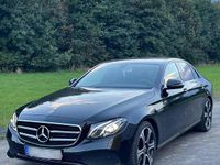 Gebraucht Mercedes E220 194 PS (142 kW) 2019 Schwarz Limousine