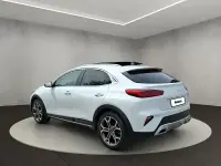 Gebraucht Kia Ceed 204 PS (150 kW) 2022 Deluxeweiss met. Kleinwagen