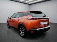 Gebraucht Peugeot e-2008 Active 100 kW (136 PS) 2023 Orange SUV