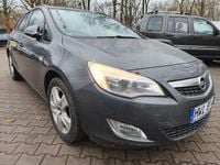 Gebraucht Opel Astra Design Edition 125 PS (91 kW) 2011 Grau Kombi