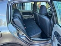 Second-hand Renault Clio II Expression 75 CP (55 kW) 2003 Gri Berlinǎ