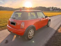 Gebraucht Mini ONE 90 PS (66 kW) 2002 Rot Kleinwagen