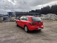 Gebraucht Mazda 3 105 PS (77 kW) 2007 Rot Kleinwagen