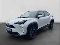 Neu Toyota Yaris Cross 130 PS (95 kW) 2026 Schwarz (schneeweiß) SUV