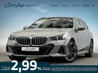 Gebraucht BMW 520 M Sport 197 PS (144 kW) 2025 Oxidgrau ii metallic Kombi