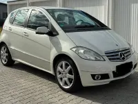 Gebraucht Mercedes A180 Avantgarde 116 PS (85 kW) 2010 Weiß Limousine