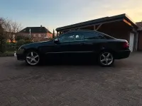 Gebraucht Mercedes CLK230 174 PS (127 kW) 2002 Schwarz Coupé