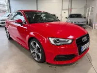 Second-hand Audi A3 Ambition 122 CP (89 kW) 2014 Roșu Berlinǎ