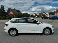 Gebraucht Skoda Scala Cool Plus 95 PS (69 kW) 2021 Weiß Kleinwagen
