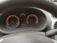 Gebraucht Opel Corsa Edition 69 PS (50 kW) 2014 Weiß Kleinwagen