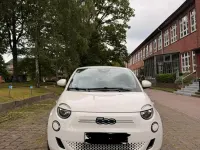 Gebraucht Fiat 500e 86 kW (118 PS) 2023 Weiß Kleinwagen
