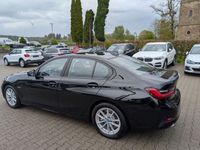 Gebraucht BMW 320e Advantage 163 PS (119 kW) 2022 Schwarz Limousine