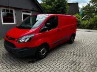 Gebraucht Ford Transit Custom 105 PS (77 kW) 2017 Rot Van / Kleinbus