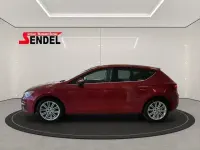 Gebraucht Seat Leon XCELLENCE 125 PS (91 kW) 2017 Rot Limousine