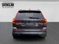 Gebraucht Volvo XC60 Core 197 PS (144 kW) 2022 Platinum grey / metallic SUV
