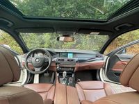 gebraucht BMW 530 d F11 Automatik M Paket Xenon HUD PANO SHZ Soft Close