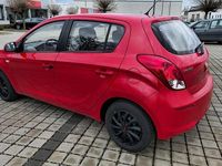 Gebraucht Hyundai i20 Edition 86 PS (63 kW) 2013 Kleinwagen