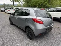 Usata Mazda 2 Sendo 84 CV (61 kW) 2014 Grigio Berlina