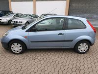 Gebraucht Ford Fiesta 60 PS (44 kW) 2006 Blau Kleinwagen