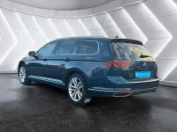 Gebraucht VW Passat Elegance 190 PS (139 kW) 2022 Blau Kombi
