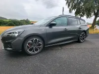 Gebraucht Ford Focus ST-Line X 125 PS (91 kW) 2022 Grau Kombi