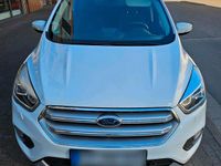 Second-hand Ford Kuga 150 CP (110 kW) 2019 Alb SUV
