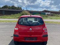 Gebraucht Renault Twingo 58 PS (42 kW) 2011 Rot Kleinwagen