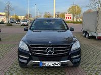 Gebraucht Mercedes ML350 258 PS (189 kW) 2012 Schwarz SUV