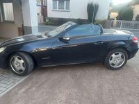 Second-hand Mercedes SLK200 163 CP (119 kW) 2004 Negru Cabrio