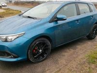 Gebraucht Toyota Auris 116 PS (85 kW) 2016 Blau Limousine