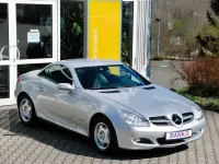 Second-hand Mercedes SLK200 163 CP (119 kW) 2004 Argintiu Cabrio