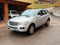Gebraucht Mercedes ML320 224 PS (164 kW) 2006 Silber SUV