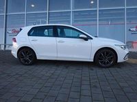 Gebraucht VW Golf VIII Basis 110 PS (80 kW) 2020 Weiß metallic Limousine