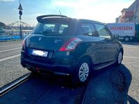 Gebraucht Suzuki Swift 94 PS (69 kW) 2012 Schwarz Kleinwagen