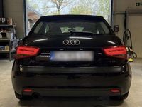 Gebraucht Audi A1 Ambition 86 PS (63 kW) 2014 Schwarz Kleinwagen