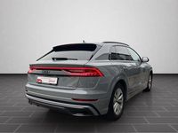 Gebraucht Audi Q8 Ambiente 286 PS (210 kW) 2023 Nardograu SUV