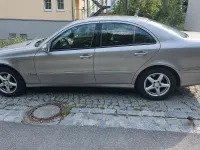 Gebraucht Mercedes E220 Elegance 170 PS (125 kW) 2007 Grau Limousine