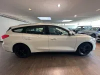Gebraucht Ford Focus Cool & Connect 120 PS (88 kW) 2022 Weiß Limousine