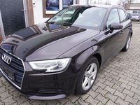 Gebraucht Audi A3 Basis 116 PS (85 kW) 2017 Braun Limousine