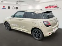 Gebraucht Suzuki Swift Comfort 83 PS (61 kW) 2025 Caravan ivory Limousine