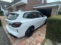 Gebraucht BMW iX3 Impressive 210 kW (286 PS) 2025 Weiß SUV