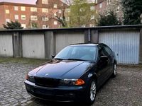 Usado BMW 320 136 HP (100 kW) 2000 Azul Sedan