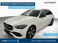 Gebraucht Mercedes C200 Avantgarde 163 PS (119 kW) 2023 Weiß Limousine